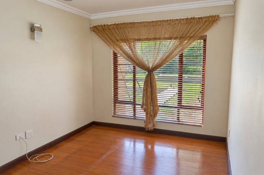 3 Bedroom Property for Sale in Wilkoppies North West